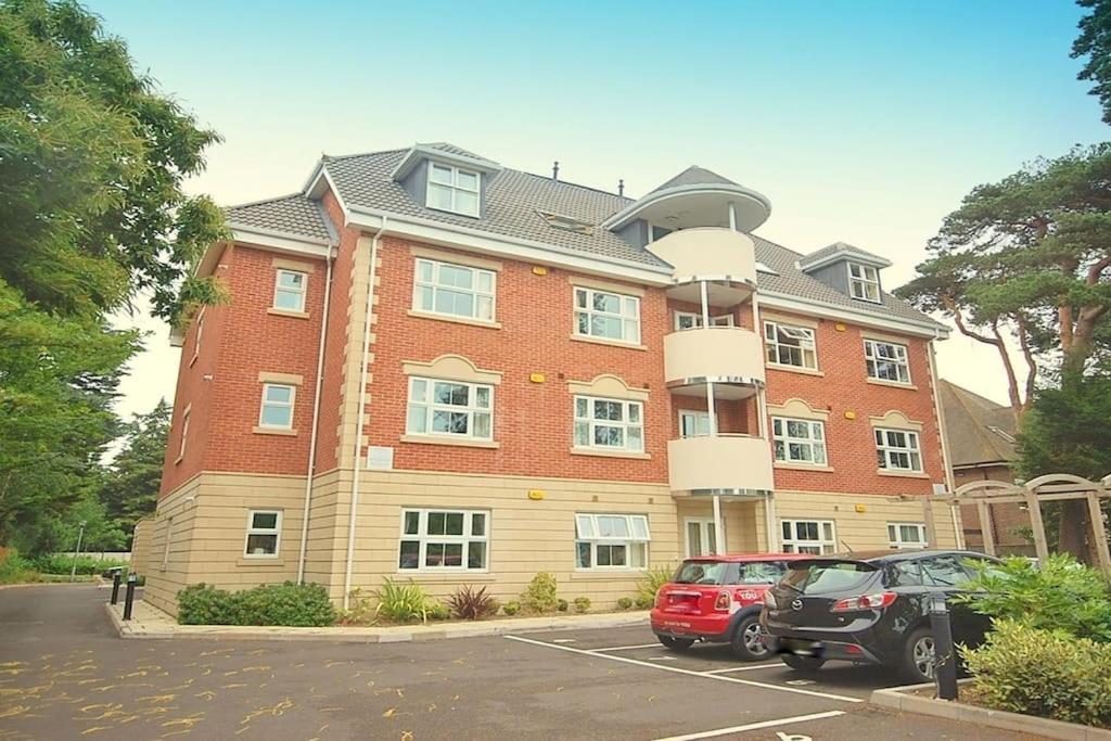 2 Bed Gf Apartment Walking Distance To The Beach Bournemouth Exterior photo